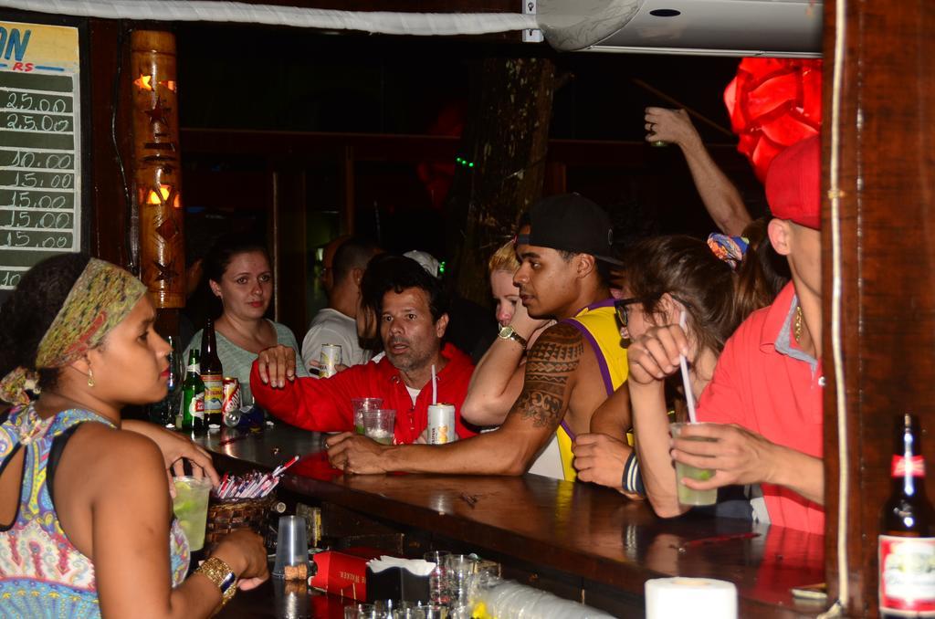 Aquario Pousada Hostel - Night Club イーリャ・グランデ エクステリア 写真